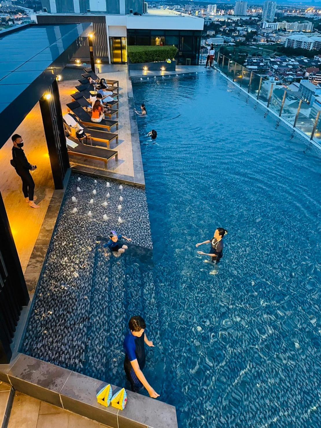 The Base 975 By Numam Appartamento Pattaya
